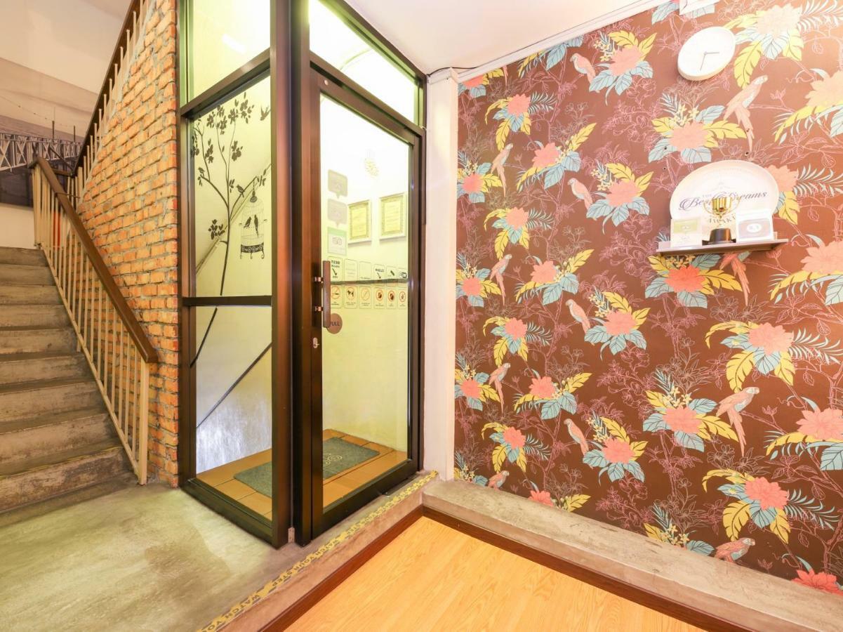 Bata Merah Boutique Hotel Бантинг Экстерьер фото